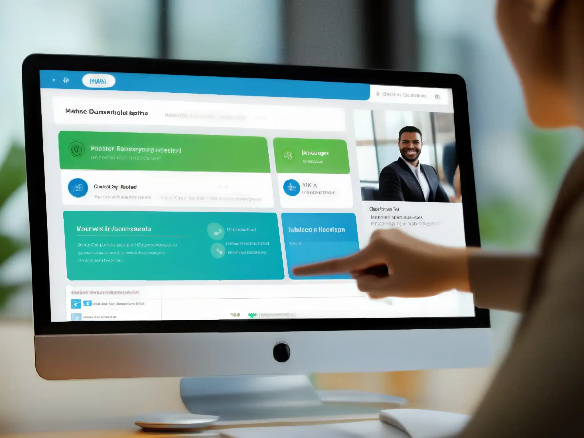 Atención al cliente eficiente con Join Un representante de servicio al cliente utiliza la función de pantalla compartida de Join